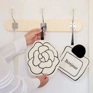 NIP Embroidered Hand Towel Set/ Decorative Quick-Dry w/ Hanging Loop